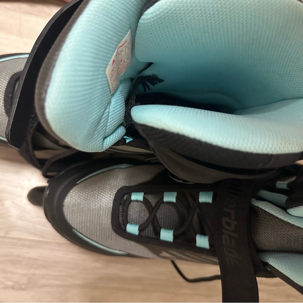 Rollerblade Teal and Black Inline Skates - Picture 5 of 5